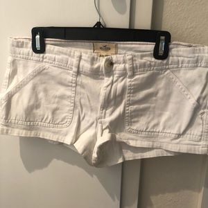 Hollister Short White Twill Shorts (Women’s 11)